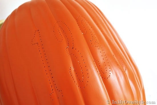 How-to-carve-numbers-in-a-Pumpkin