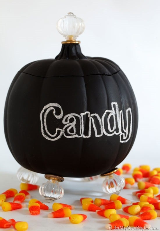 Pumpkin--Carving-Ideas-Candy-Jar-with-lid-and-feet-using-cabinet-knobs