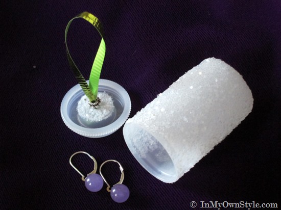 Film-canister-put-gift-insi