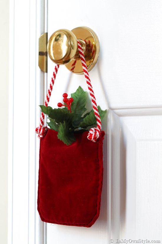 Handmade-Christmas-Door-Decorations