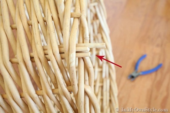 How-to-make-a-basket-Christmas-Tree-Skirt