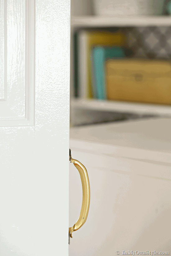 How-to-paint-bifold-doors