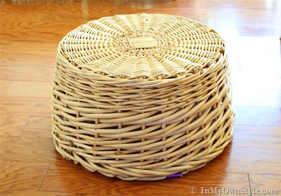 Tutorial-on-how-to-make-a-basket-Christmas-Tree-skirt