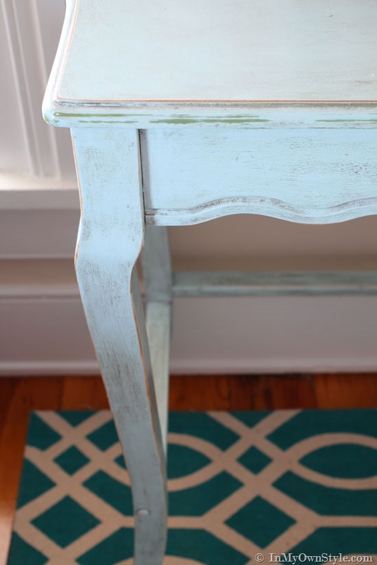 DIY-chalk-paint-furniture-makeovers