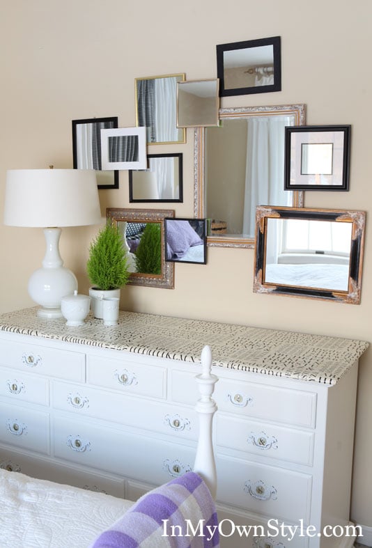 3D-Gallery-wall-using-framed-mirrors