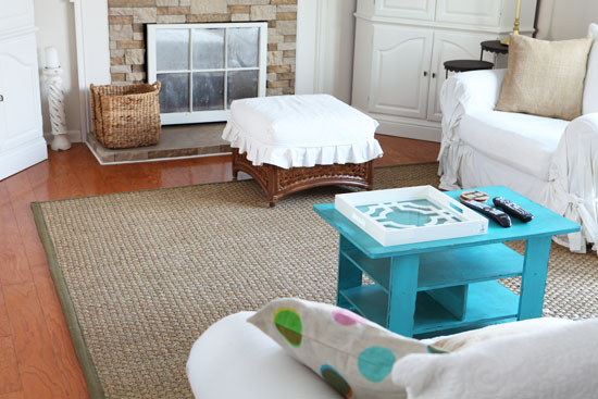 Family-Room with seagrass-rug