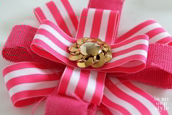 How-to-make-a-bow-for-a-wreath-with-only-a-small-piece-of-ribbon