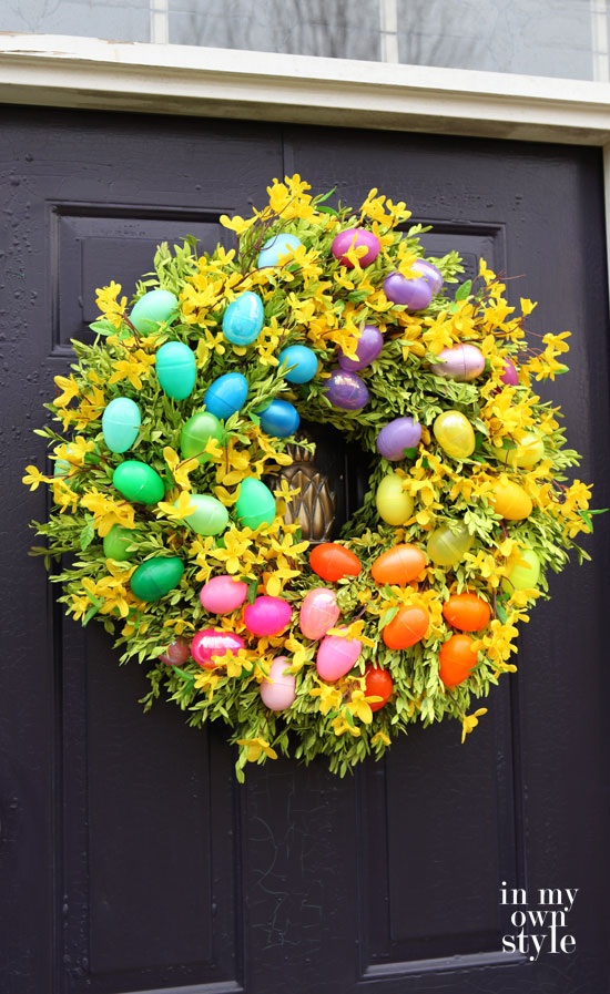 Spray-painted-Easter-egg-wreath