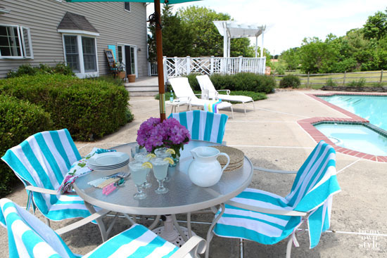 Arranging-Deck-and-patio-furniture-ideas