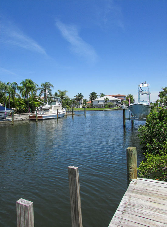 Canal at anna Maria Island Home Rentals