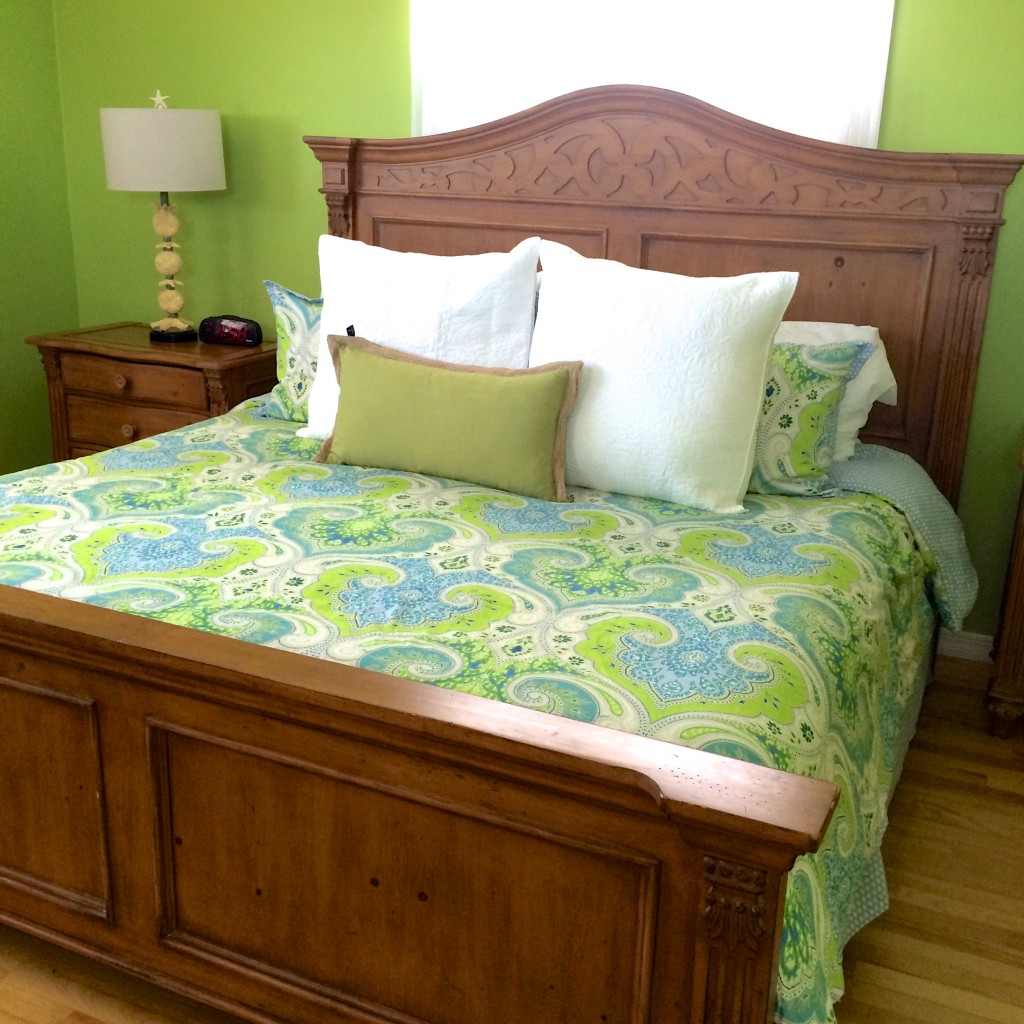 Sirenia Beach House master bedroom