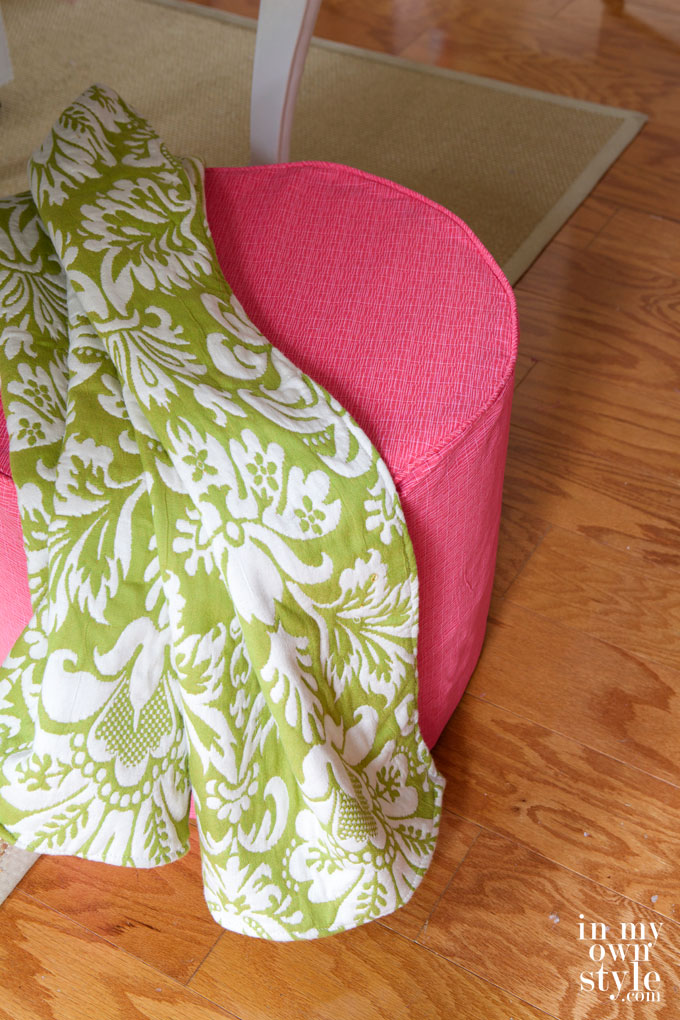 Use-quilt-fabric-to-make-simple-slipcovers