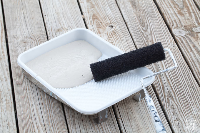 how-to-apply-Rustoleum-Restore-10X-Deck-and-Concrete-REsurfacer