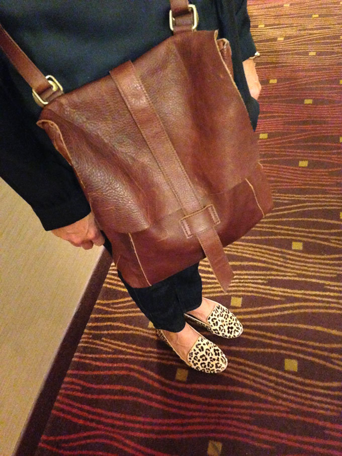 Duluth-Lifetime-Leather-Convertible-Messenger-Bag
