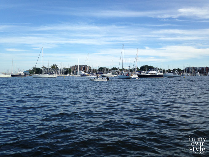 Travel-by-the-water-in-Annapolis