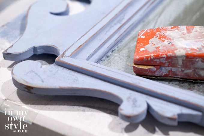 decorating-with-painted-furniture