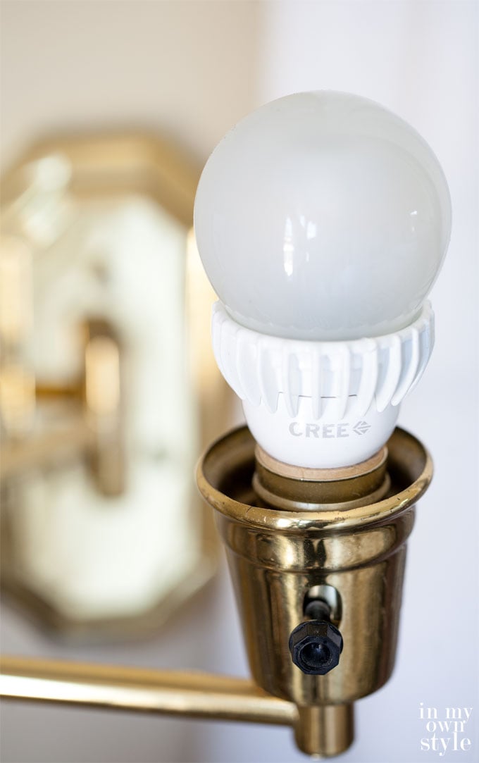 Cree-Soft-White-LED-75-W-light-bulb