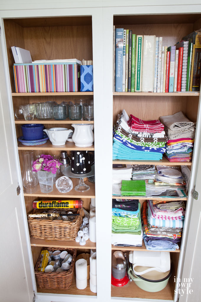 kitchen-cabinet-organizing