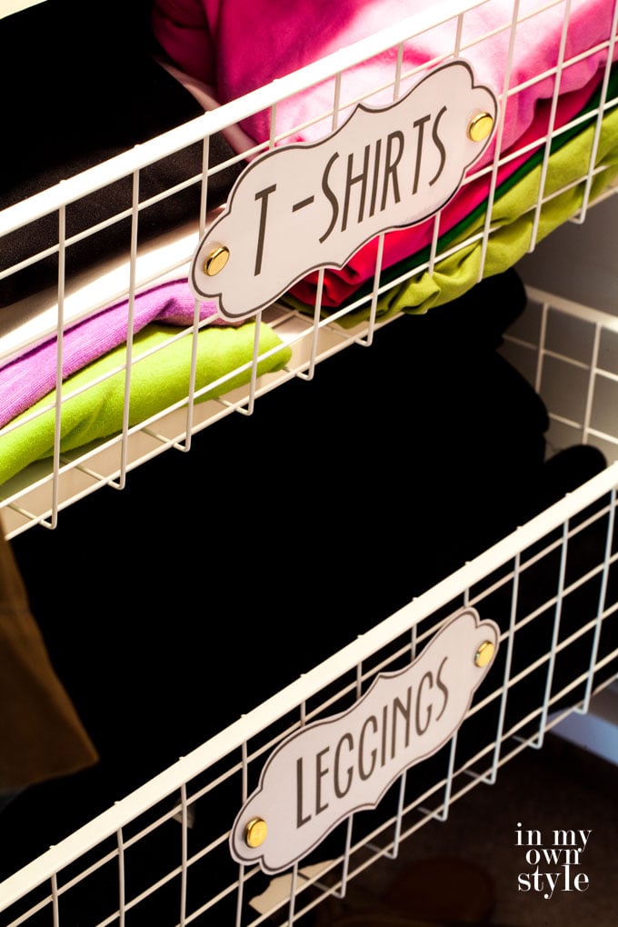 How-to-organize-clothes-in-a-closet