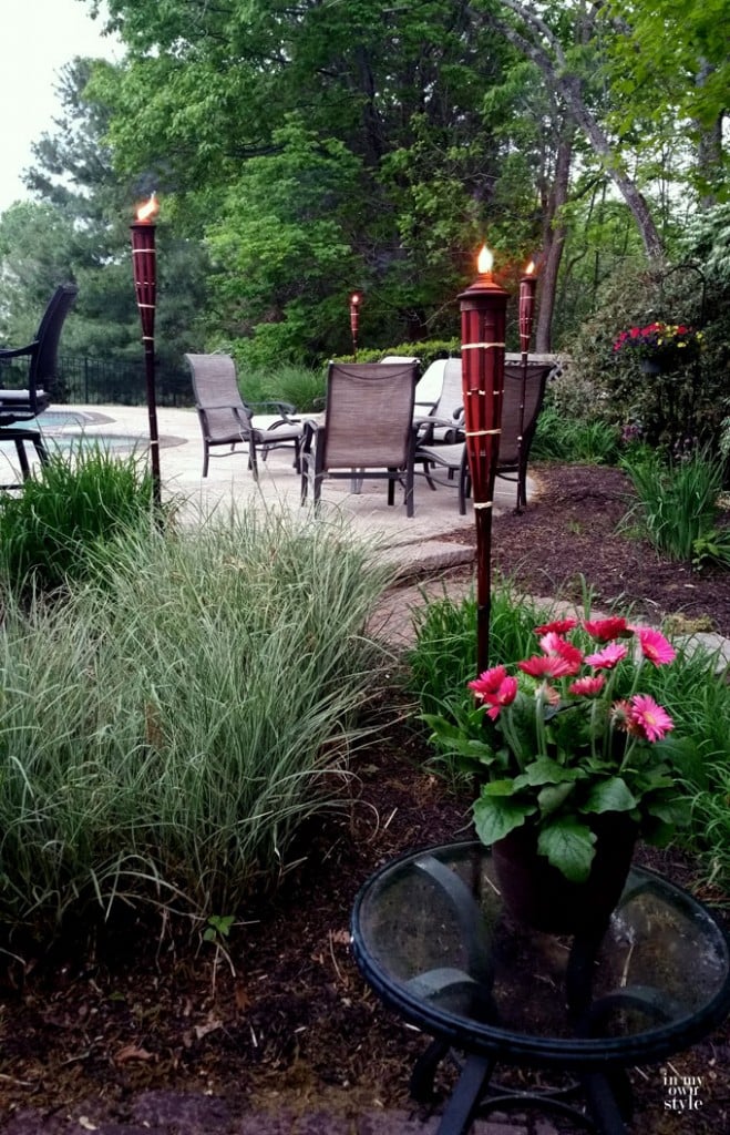 Outdoor Entertaining Ideas using TIKI torches.