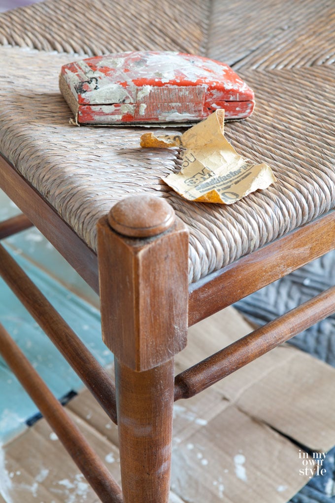 How-to-sand-furniture-before-painting
