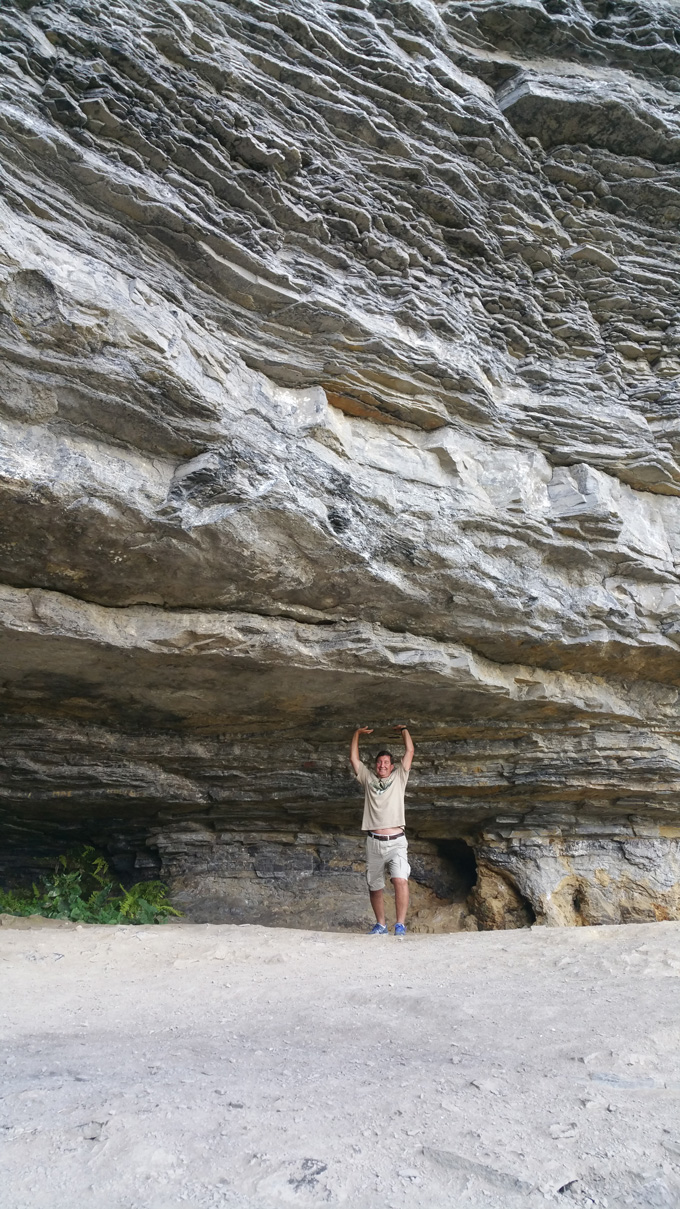 Indian Cliff Trail in New York state