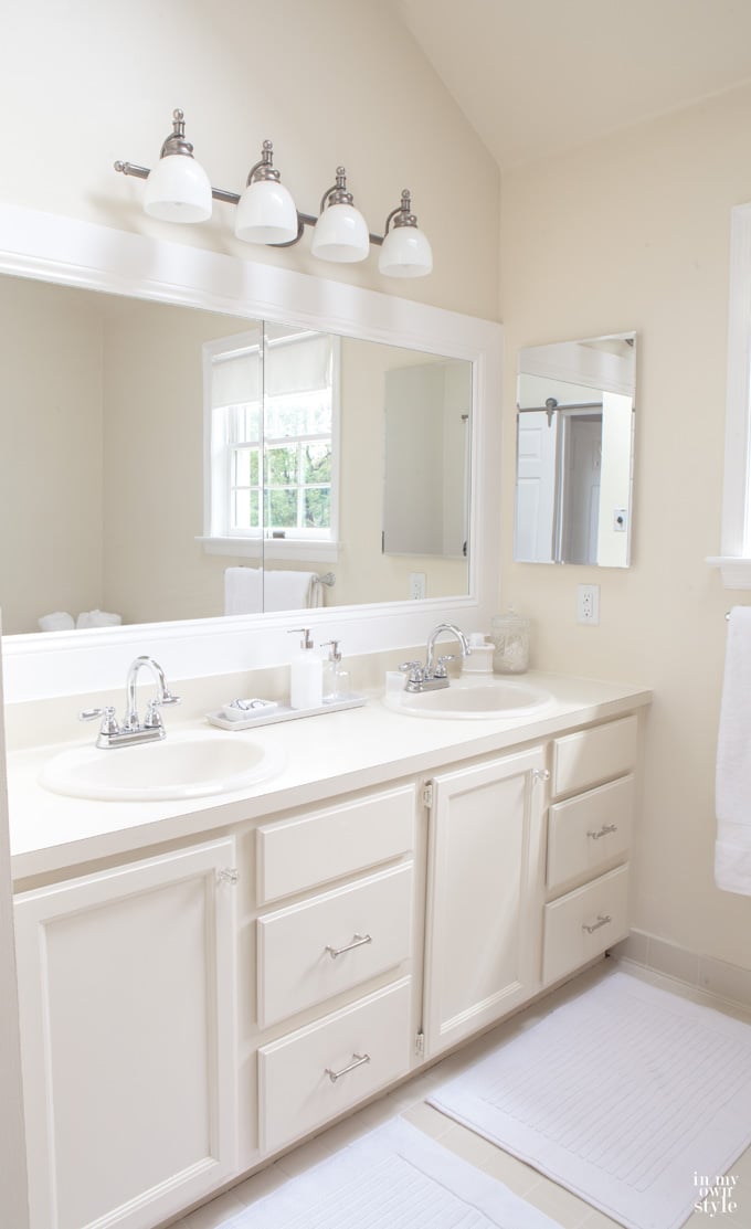 Tips on how to stage a bathroom to sell a house