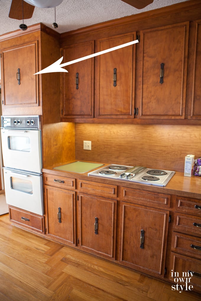 Picture of Removing Kitchen Cabinet Doors to Create Open Shelving