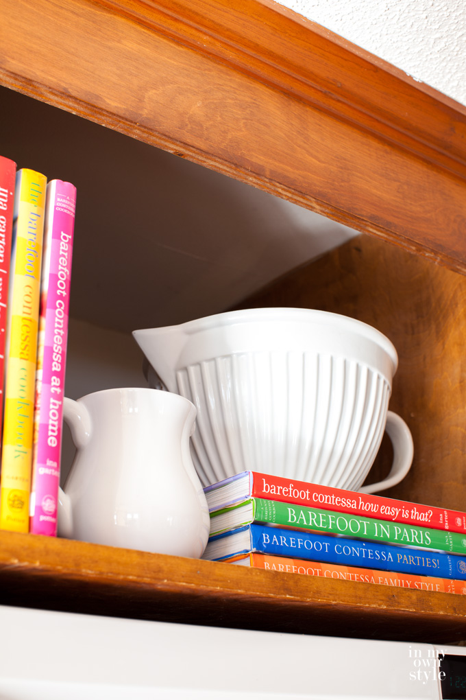 how to create open shelves in a kitchen