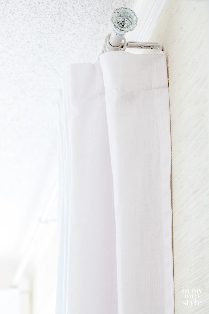 How-to-close-up-the-side-view-when-hanging-drapes-and-curtain-panels