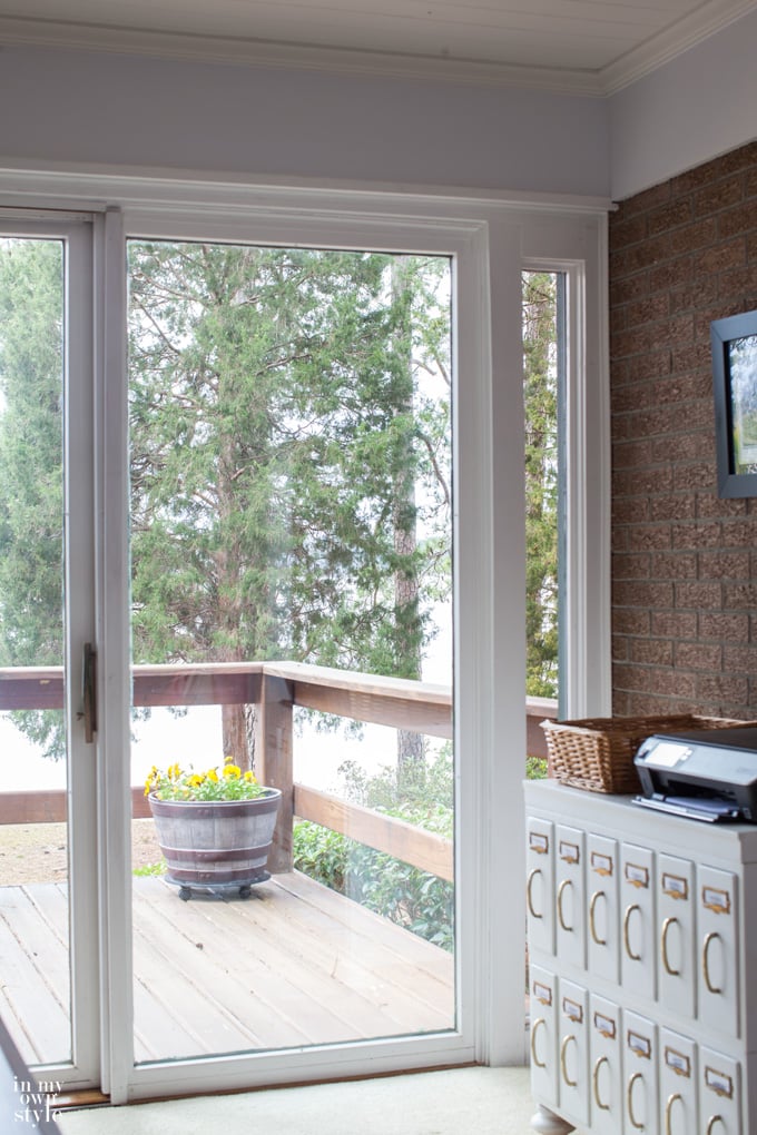 How to make window treatments for a sliding glass door