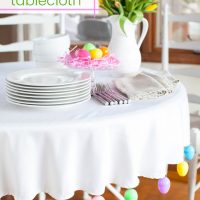 Plastic-easter-egg-decorating-ideas-for-Easter