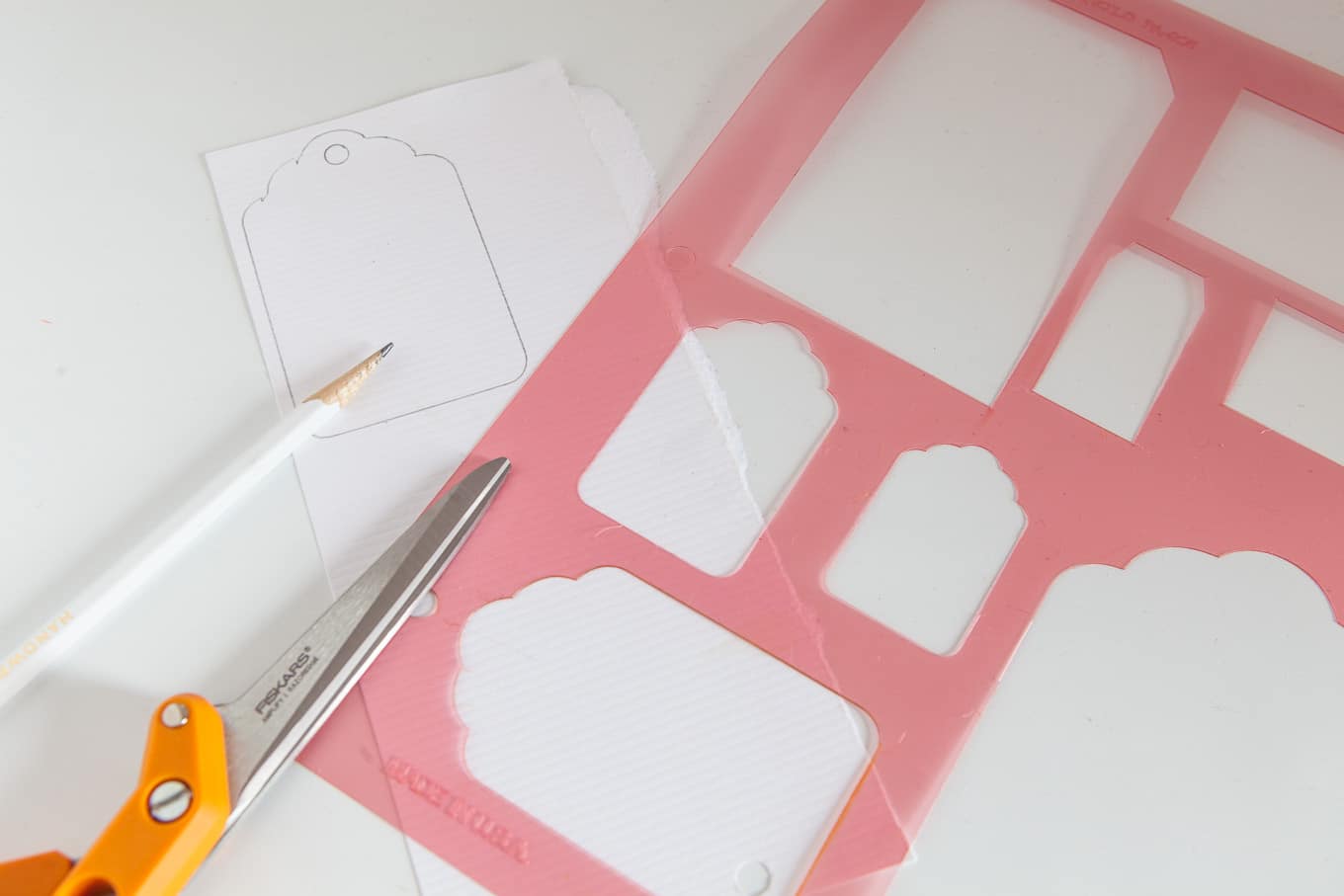 How to make gift tags of all different shapes and sizes the easy way