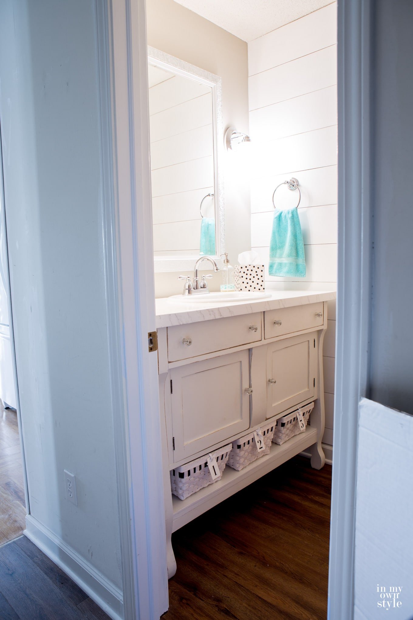 budget bathroom makeover