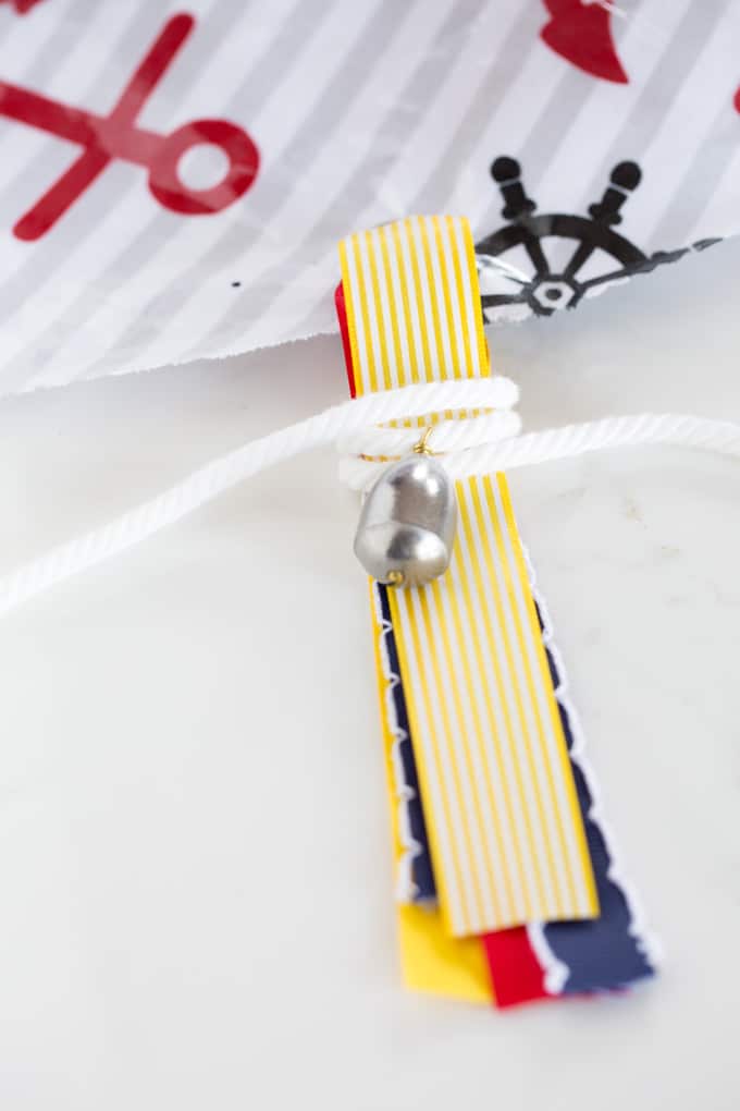 how to make tablecloth weights