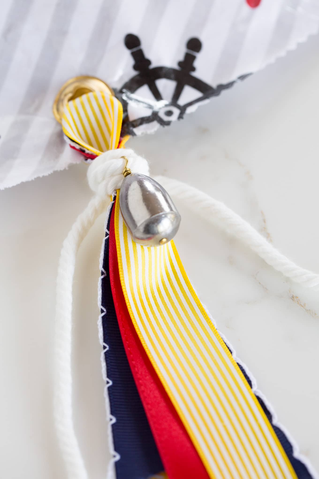 ribbon tassel tablecloth weight