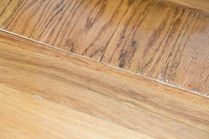 How to repair a hardwood floor