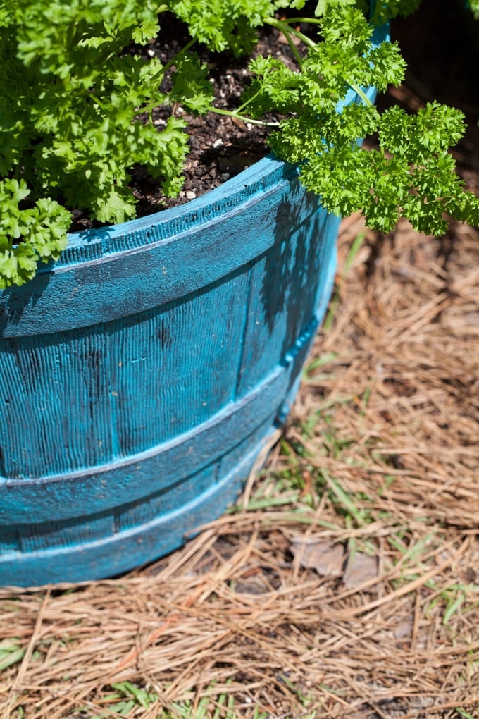 Can-you-use-chalk-paint-on-outside-furniture