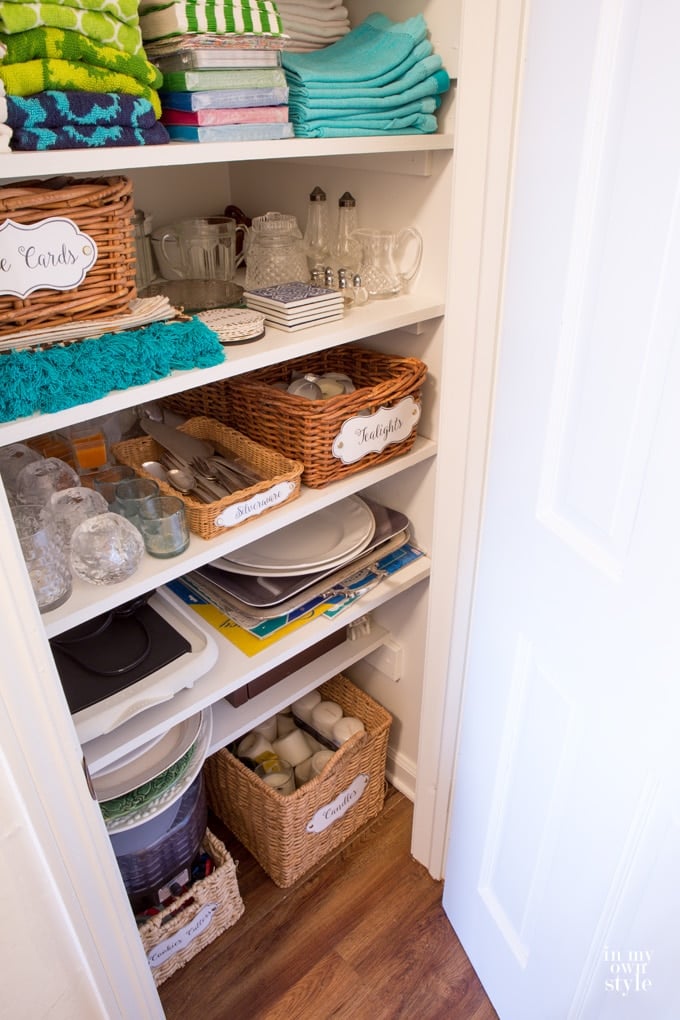 Chaina closet organizing idea