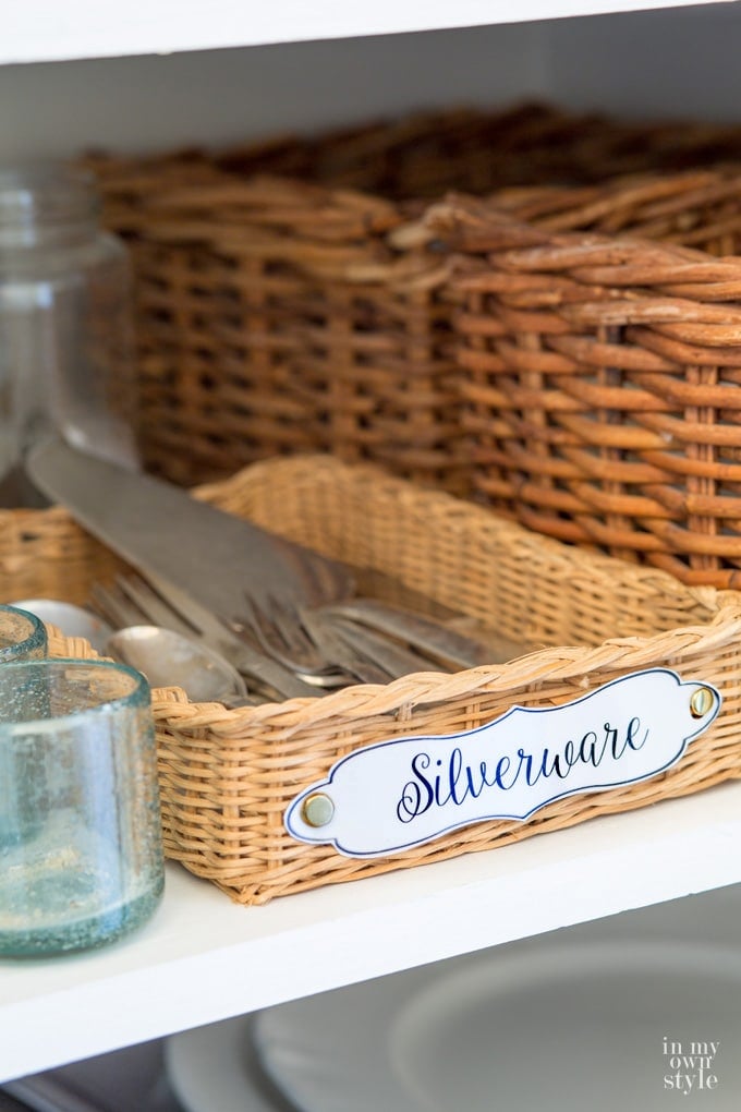 Closet organizing ideas that are affordable and easy to do