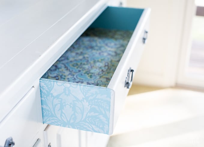 Furniture makeover that includes the drawrers