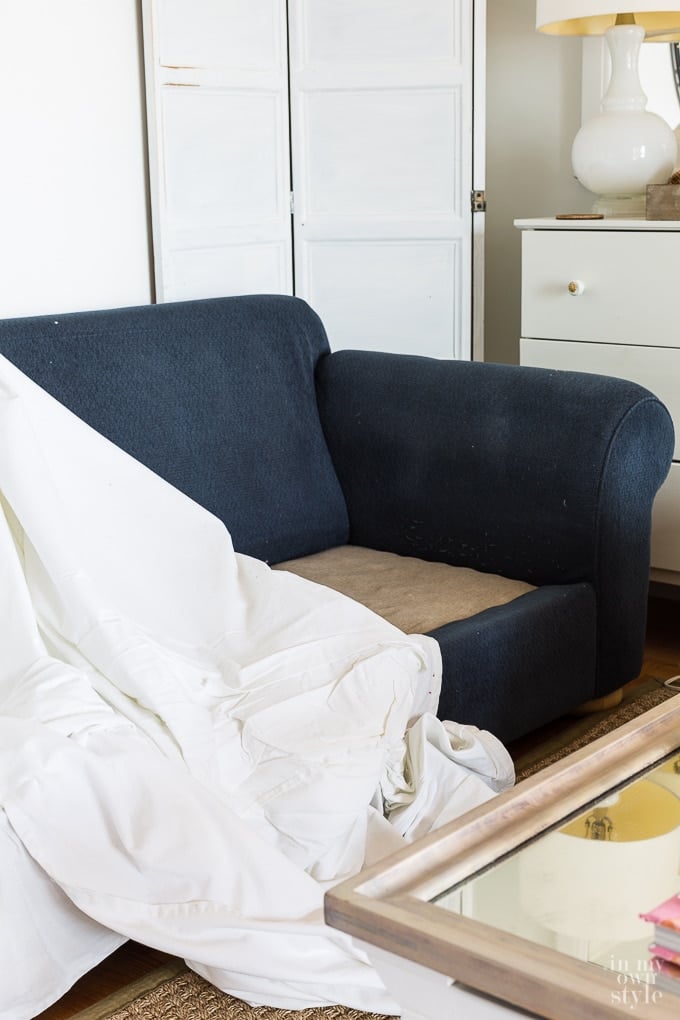 Tips on how to easily place a loose slipcover on a sofa