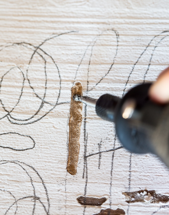 how-to-carve-a-monogram-into-wood