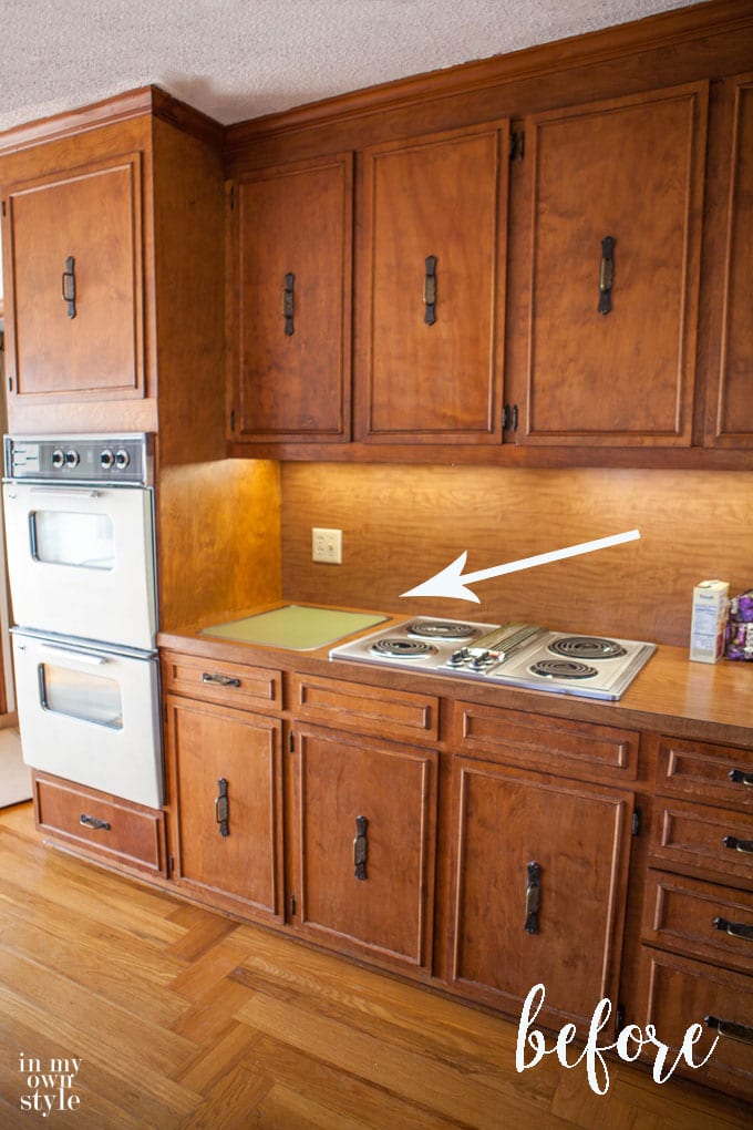 1970's kitchen before DIY kitchen makeover