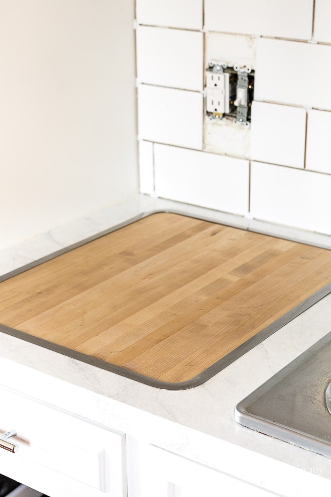 DIY Kitchen countertop makeover idea
