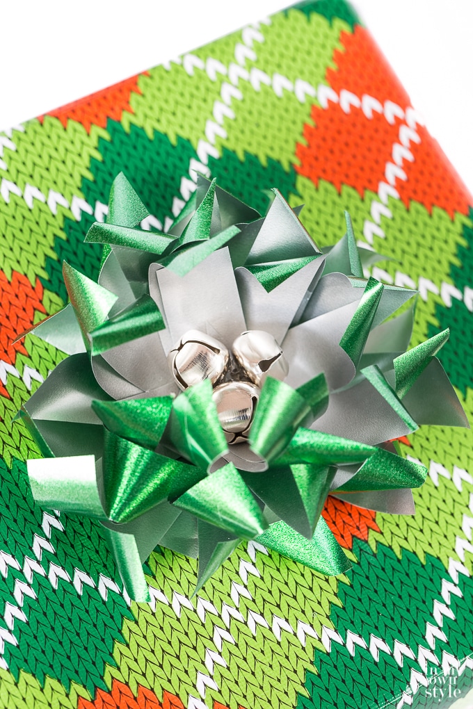 fast gift wrapping ideas for the holidays