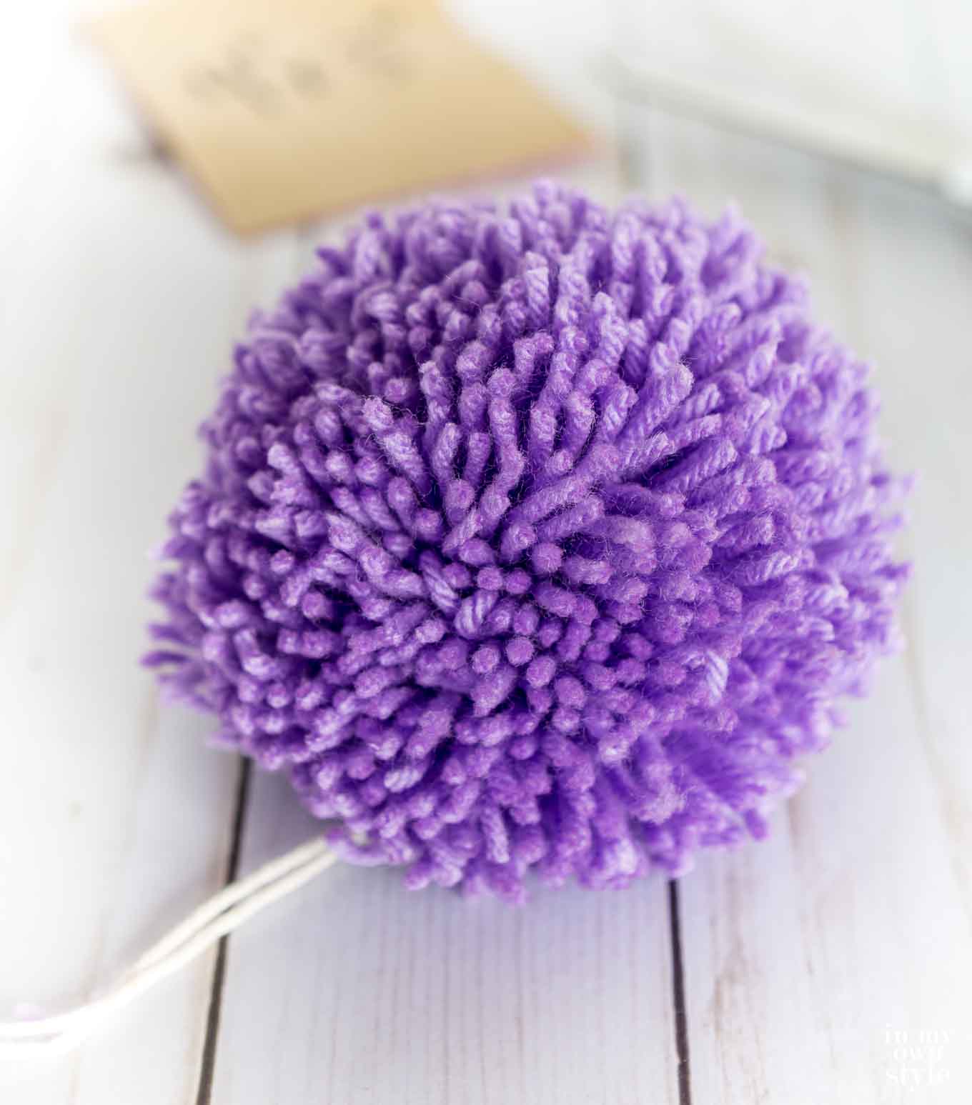 How to make a pom pom the easy way