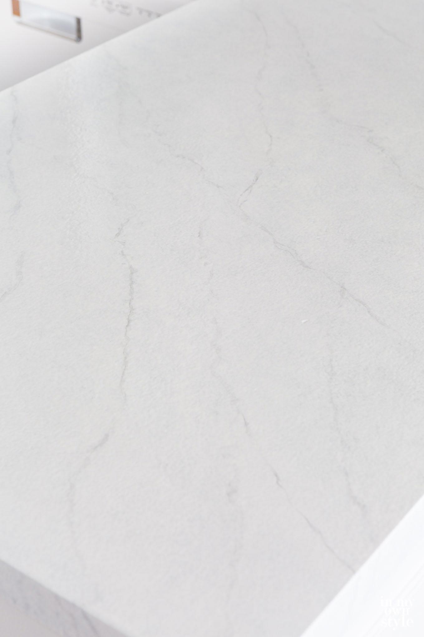 How to paint Formica counters to look like white Carrara Marble