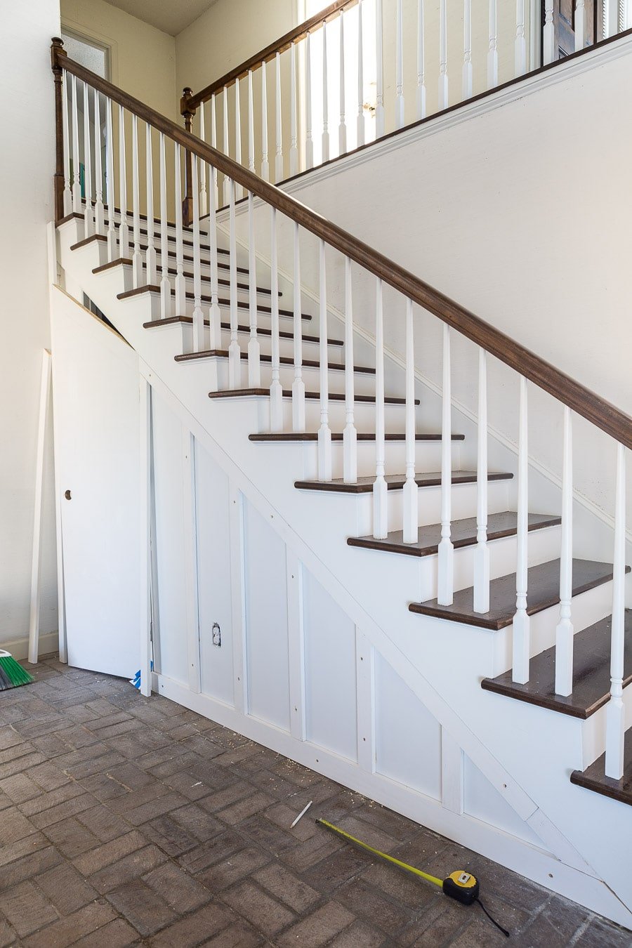 Under a staircase closet ideas