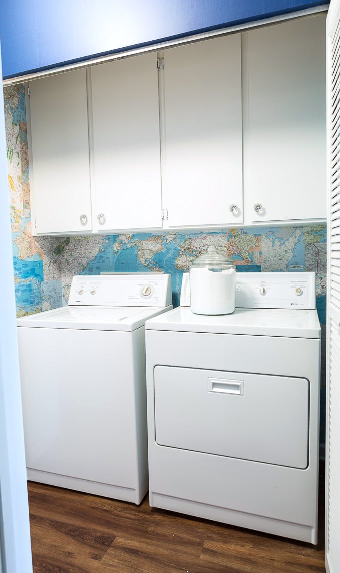 How-to-use-maps-as-wallpaper-in-a-laundry-room